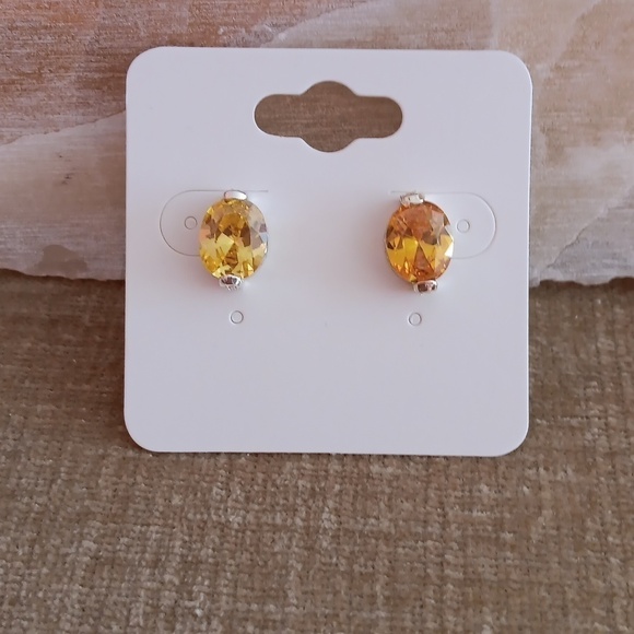 925 Gold Topaz Earrings - Picture 7 of 9